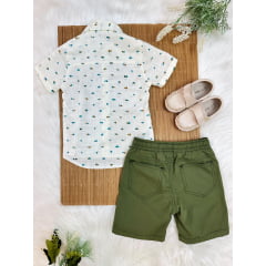 Conjunto Camisa Marfim Com Bermuda Verde Musgo de Cordão