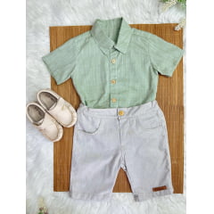 Conjunto Meninos Camisa Verde Mescla Bermuda Bege Casual