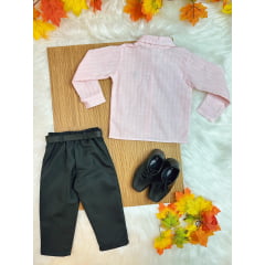 Conjunto Infantil Camisa Listrada Salmão e Calça Preta Cinto