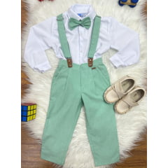 Conjunto Social Camisa Branca Com Calça Gravata e Susp. Verde