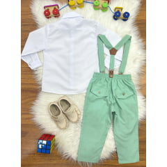 Conjunto Social Camisa Branca Com Calça Gravata e Susp. Verde