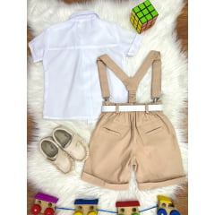 Conjunto Social Camisa Branca e Short Susp. Gravata Caqui
