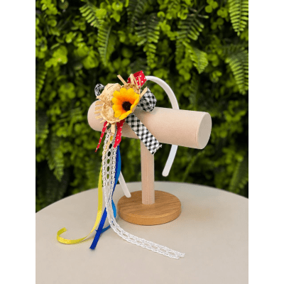 Tiara Junina Infantil Branca com Chapéu de Palha e Girassol Tiara Junina Infantil Branca com Chapéu de Palha e Girassol