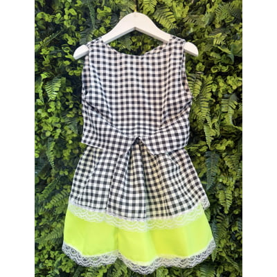 Conjunto Meninas Junino Colete e Saia Verde Xadrez