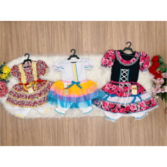 Kit 3 Peças Vestido Fantasia Junino  TAM 1-4-10 - Variação Cor