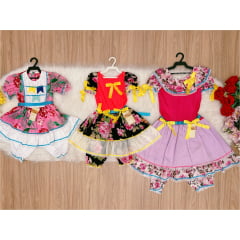 Kit 3 Peças Vestido Fantasia Junino  TAM 2-4-14 Variação Cor
