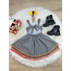 Vestido Infantil Junino Xadrez Preto e Branco C/ Broche