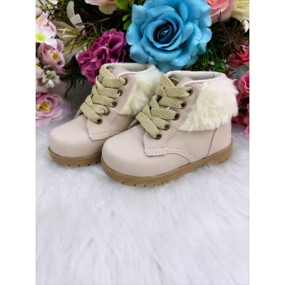 Coturno Infantil Marfim Com Pelúcia e Cadarço Coturno Infantil Marfim Com Pelúcia e Cadarço