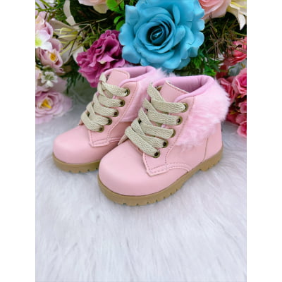 Coturno Infantil Rosa Com Pelúcia e Cadarço Coturno Infantil Rosa Com Pelúcia e Cadarço