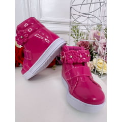 Coturno Infantil Pink Verniz C/ Velcro e Aplique Florzinhas