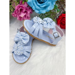 Sandália Azul Bebê Aplique de Flor Pérolas Lacinho Luxo
