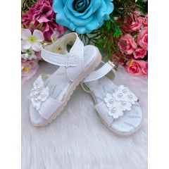 Sandália Branco Com Florzinha Luxo