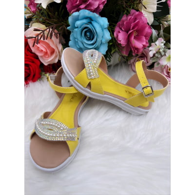 Sandália Infantil Com Pérolas e Strass Rasteira Amarelo