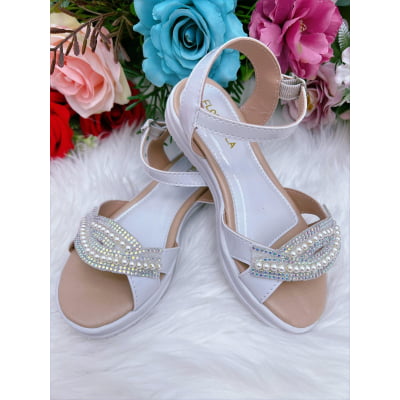 Sandália Infantil Com Pérolas e Strass Rasteira Branco