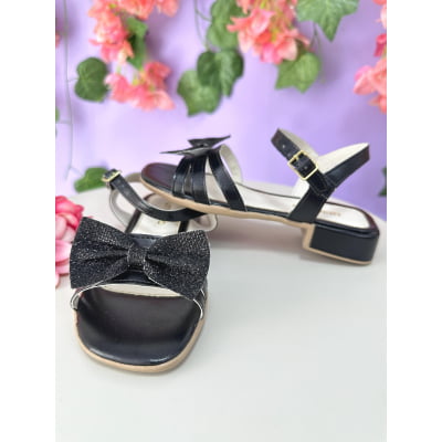 Sandália Infantil de Tiras Preta Com Laço e Glitter Luxo