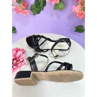 Sandália Infantil de Tiras Preto Luxo