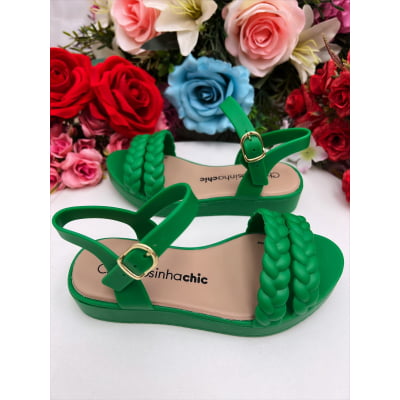 Sandália Infantil Flat Trançada Verde Bandeira Luxo