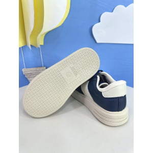 Sapatênis Azul Marinho e Bege Com Cadarço Elástico Ajustavel