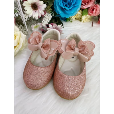 Sapatinho Bebê Nude Com Aplique de Lacinho e Glitter