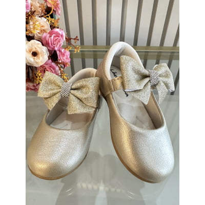 Sapatinho Dourado Fosco Com Lacinho e Strass Batizado