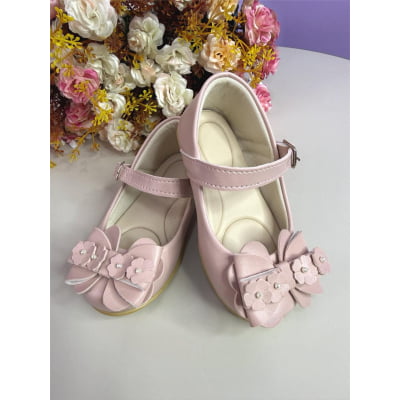 Sapatinho Infantil Nude Fosco C/ Aplique de Flores e Pérolas Sapatinho Infantil Nude Fosco C/ Aplique de Flores e Pérolas