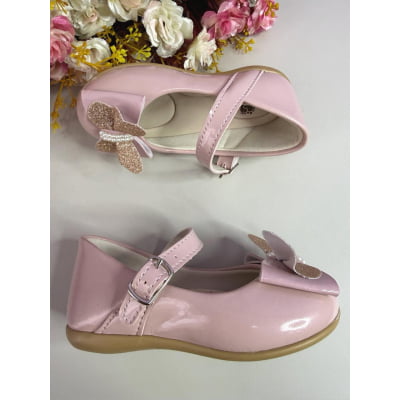 Sapatinho Infantil Nude Verniz C/ Aplique de Borboleta Glitter
