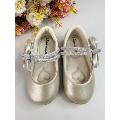 Sapatinho Ouro Fosco Aplique de Lacinho e Tiras C/ Strass