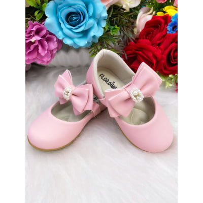 Sapatinho Rosa Fosco Laço Pérolas e Strass Baby