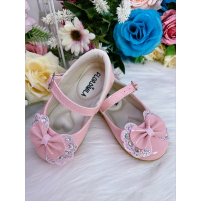 Sapatinho Rosa Verniz Com Lacinho Duplo e Strass