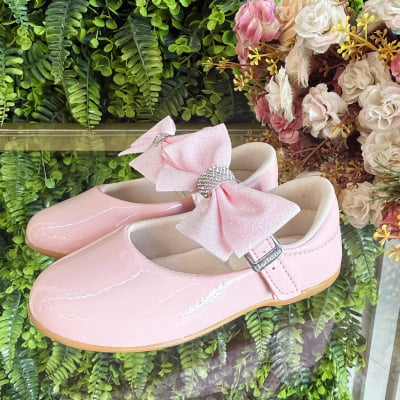 Sapatinho Rosa Veniz Com Lacinho e Strass Batizado