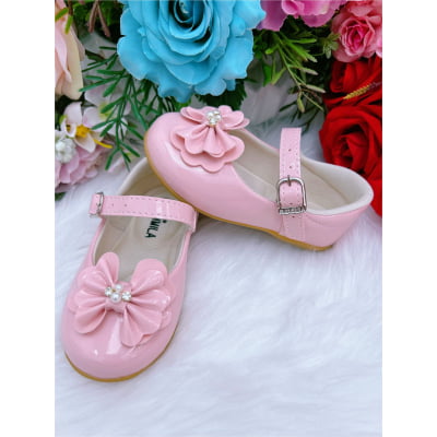 Sapatinho Rosa Verniz Lacinho Pérolas E Strass
