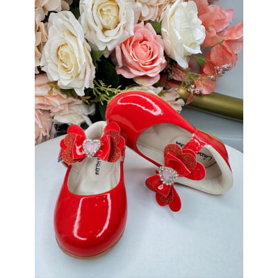 Sapatinho Vemelho Com Aplique de Coraçãozinho de Strass