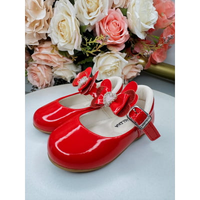 Sapatinho Vemelho Com Aplique de Coraçãozinho de Strass