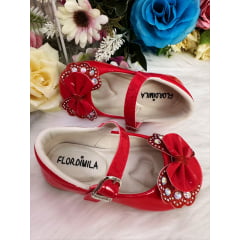 Sapatinho Vermelho Verniz Com Lacinho Duplo e Strass