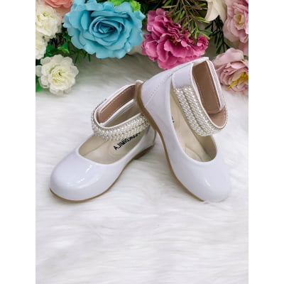 Sapatinho Branco com Tornozeleira Pérolas e Strass