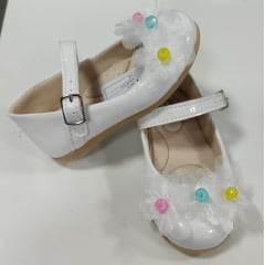 Sapatinho Infantil Branco Verniz Jardim Encantado Luxo