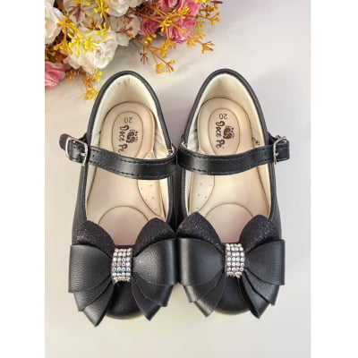 Sapatinho Infantil Preto Fosco C/ Aplique de Lacinho Strass