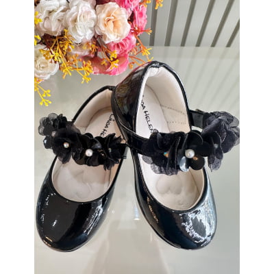 Sapatinho Infantil Preto Verniz Com Aplique de Flores Luxo