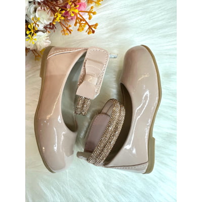 Sapatinho Nude Tiras Com Strass e Aplique de Lacinho