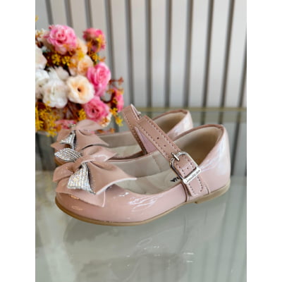 Sapatinho Nude Verniz Aplique de Lacinho Com Strass Luxo