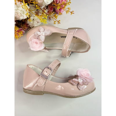 Sapatinho Nude Verniz C/ Aplique de Borboleta Flor Rosa Luxo