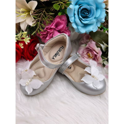 Sapatinho Prata Fosco C/ Aplique de Borboleta Luxo Glitter