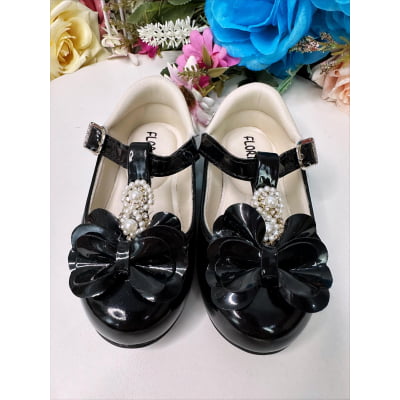 Sapatinho Preto Verniz de Lacinho C/ Pérolas e Strass Luxo
