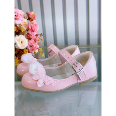 Sapatinho Rosa Bebê Verniz Aplique de Borboleta Flor Luxo