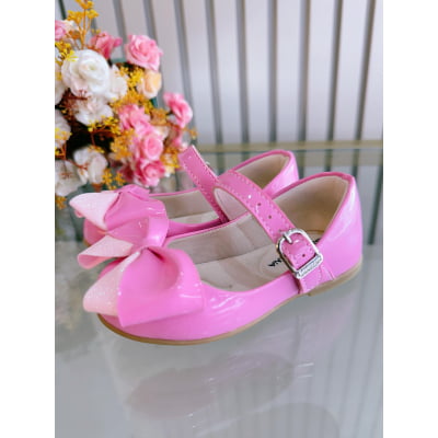 Sapatinho Rosa Chiclete Verniz Com Aplique de Lacinho Luxo