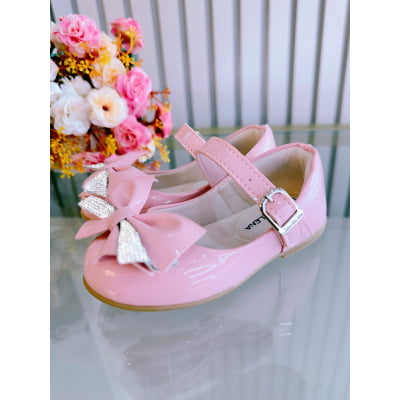 Sapatinho Rosa Verniz Aplique de Lacinho Com Strass Luxo