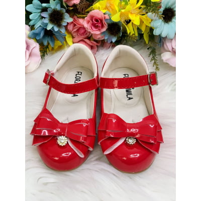 Sapatinho Vermelho Verniz Com Lacinho e Florzinha de Strass