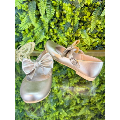 Sapatinho Dourado Com Aplique de Laço Luxo