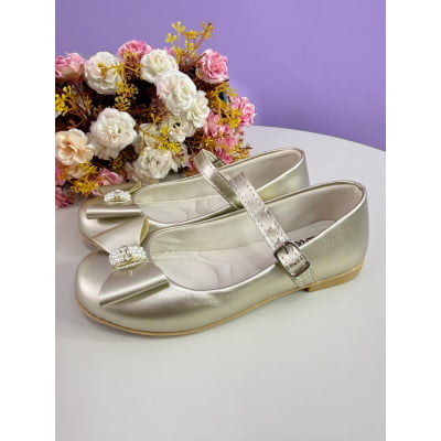 Sapatinho Dourado Fosco C/ Aplique de Lacinho e Strass