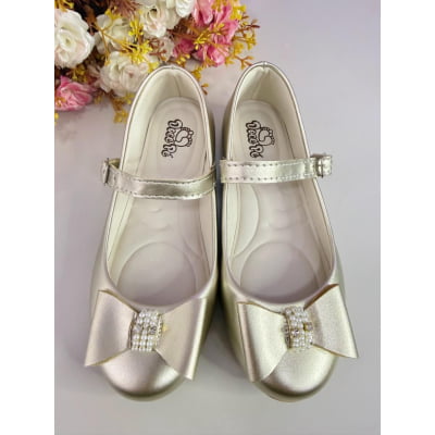 Sapatinho Dourado Fosco C/ Aplique de Lacinho e Strass